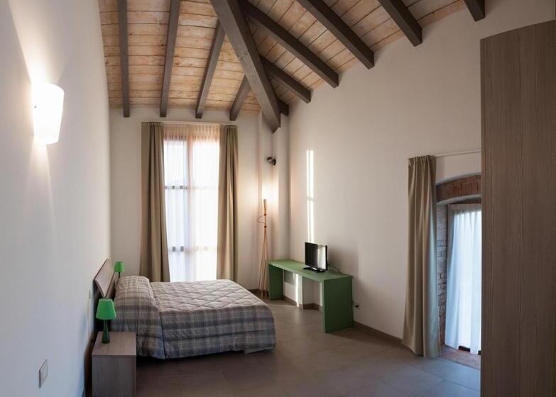 ホテル Agriturismo Mascudiera