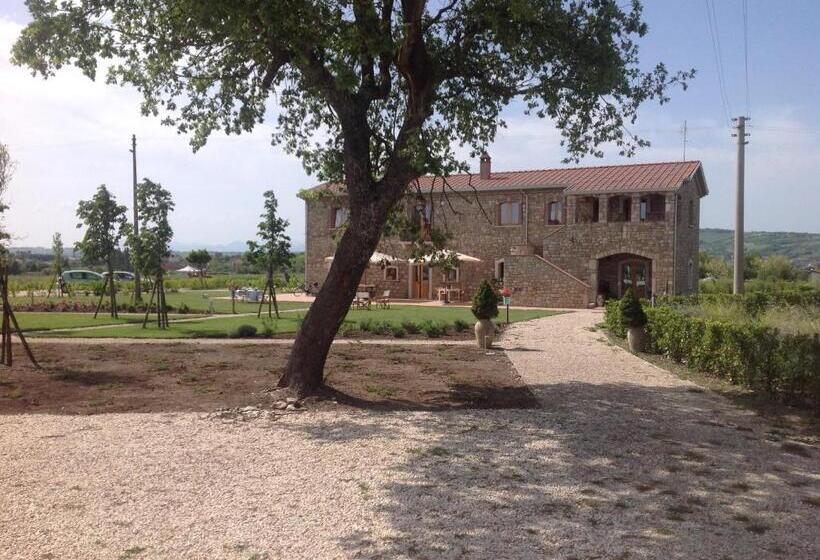 هتل Masseria Fontana Dei Fieri