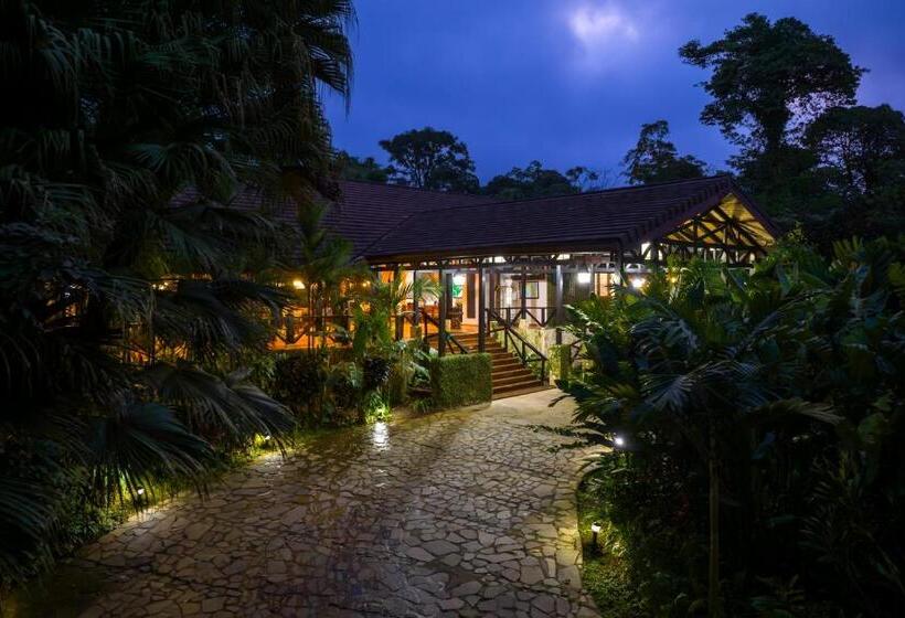 فندق Catarata Río Celeste