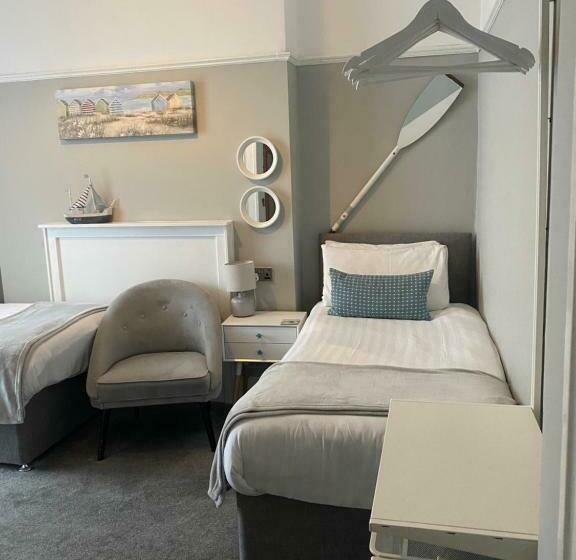 بنسيون Beachside Guest House