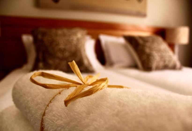 פנסיון Elegant Lodge & Conference Center