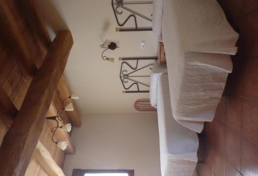 פנסיון Guest House Joaco