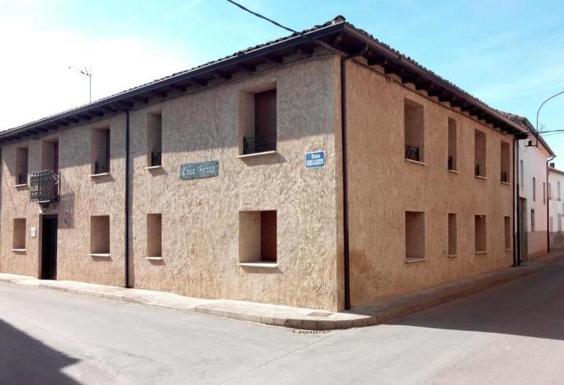 פנסיון Guest House Joaco