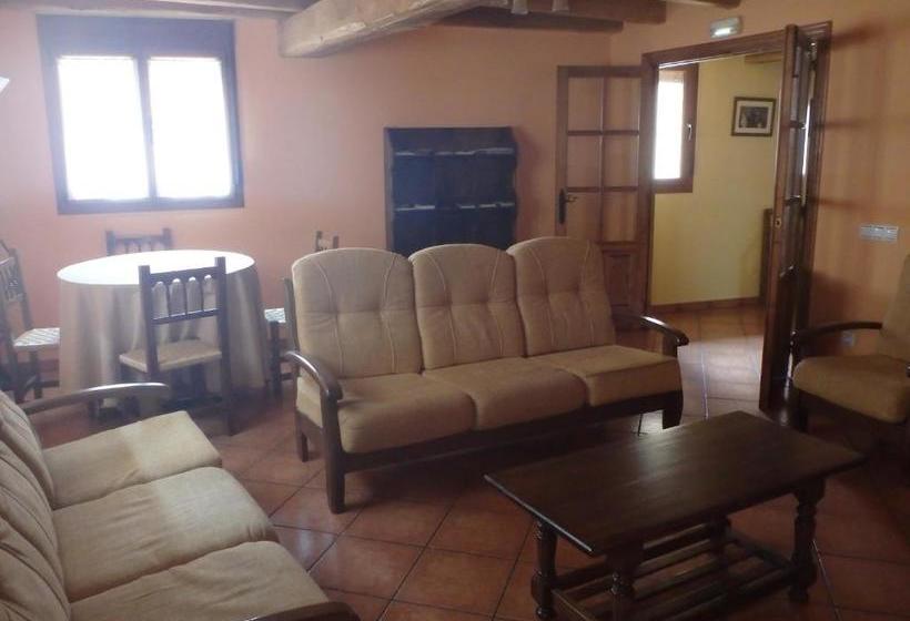 פנסיון Guest House Joaco