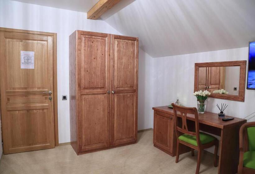 Пансион La Monitori