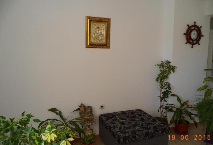 פנסיון Sveti Georgi Guest House