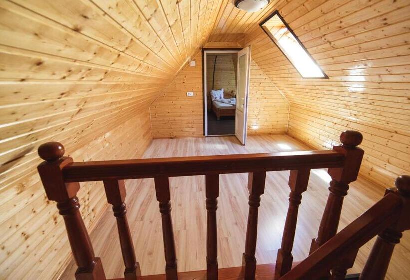 بنسيون Vila Adr