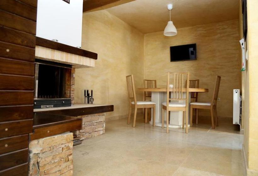 پانسیون Villa Ema