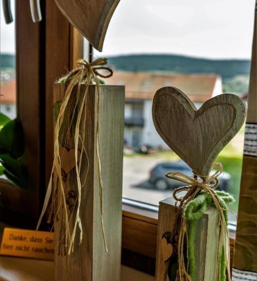 ユースホステル Gasthof Arracher Hof