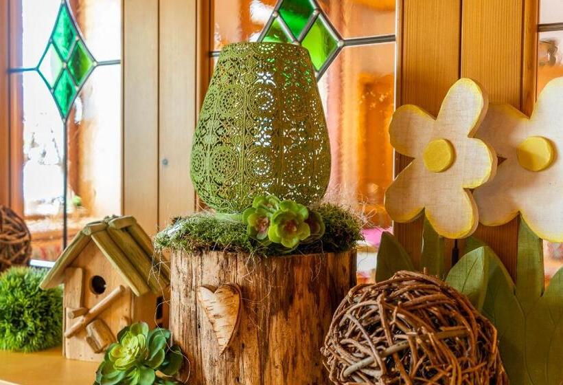 ユースホステル Gasthof Arracher Hof