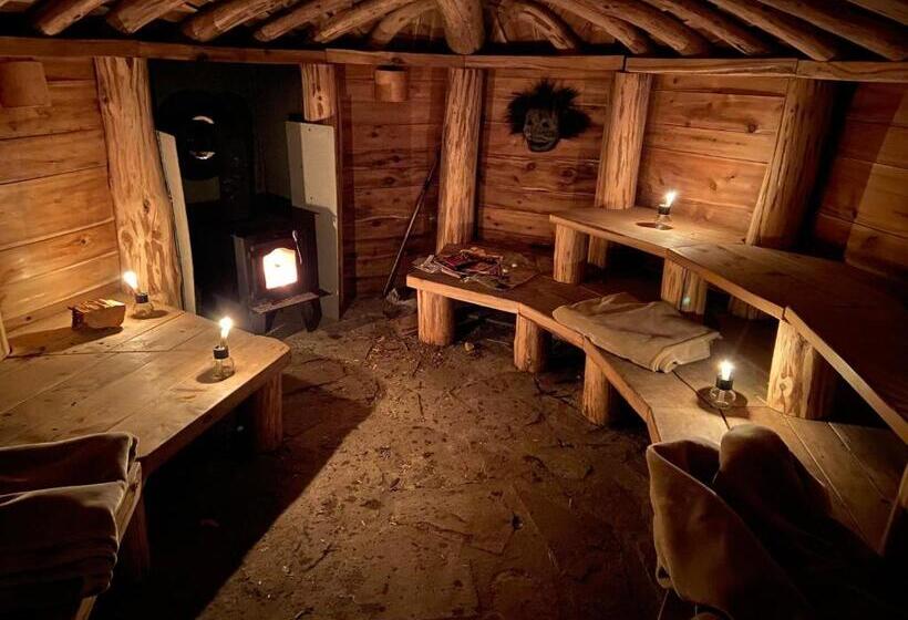 호스텔 Camp Taureau Altaï Canada