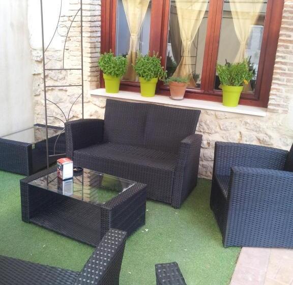 호스텔 La Posada De Pesquera