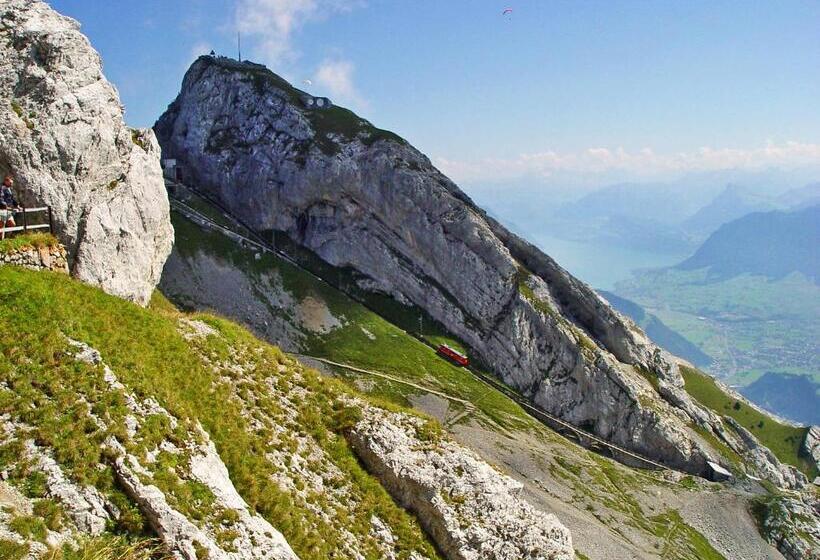 ユースホステル Landgasthof Schlüssel Alpnach