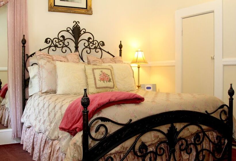 فندق صغير Monarch Cove Inn