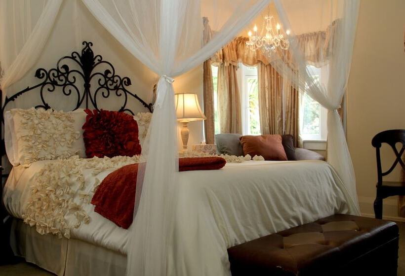 فندق صغير Monarch Cove Inn