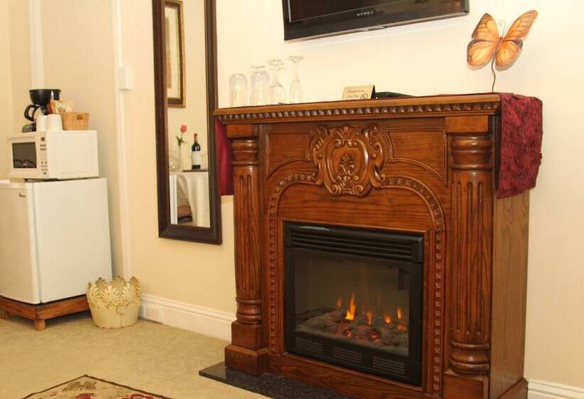 فندق صغير Monarch Cove Inn