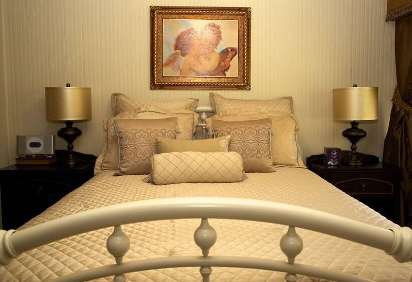 فندق صغير Monarch Cove Inn