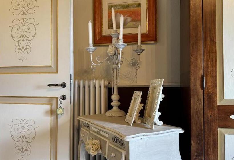 تختخواب و صبحانه Residenza Teatro Antico