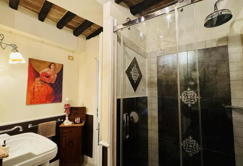 تختخواب و صبحانه Residenza Teatro Antico