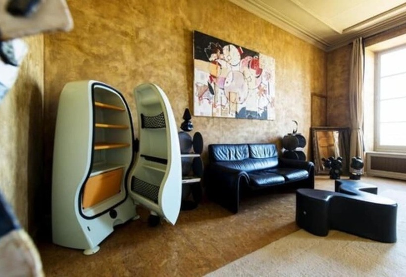 膳宿费 Castel Pierre Lisse