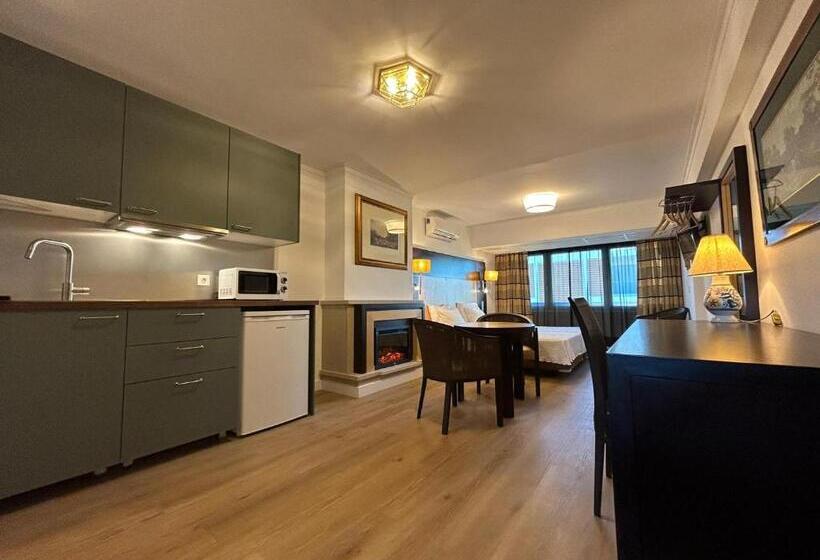 ペンション Discovery Apartment Carnaxide