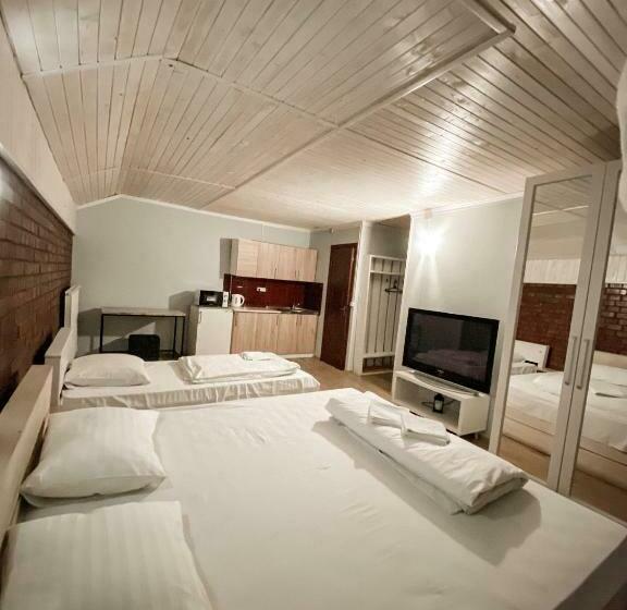 پانسیون Guest House Lviv