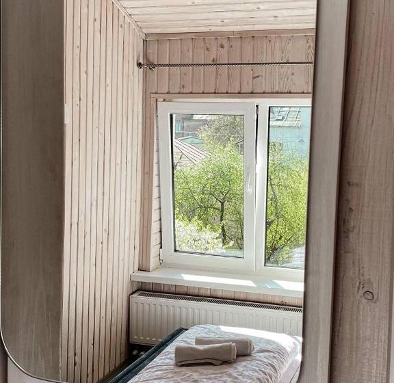 پانسیون Guest House Lviv