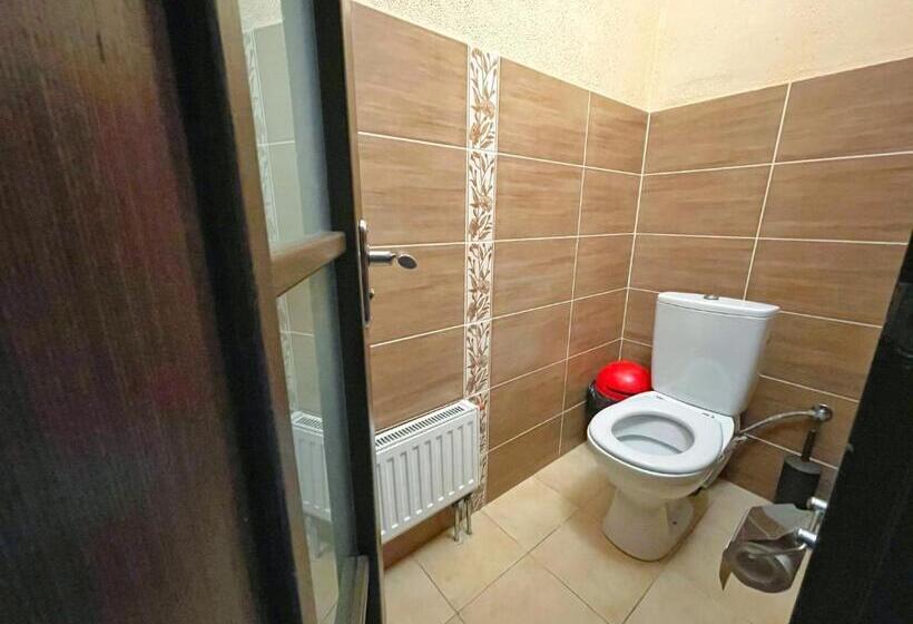 پانسیون Guest House Lviv