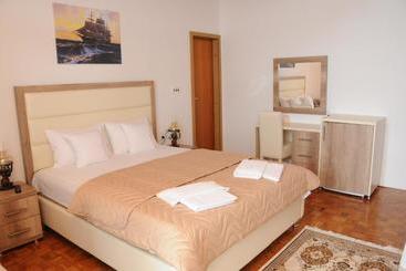 پانسیون Guest House Smajlaga