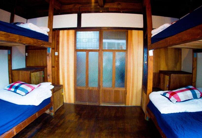 Пансион Guesthouse Yadocurly