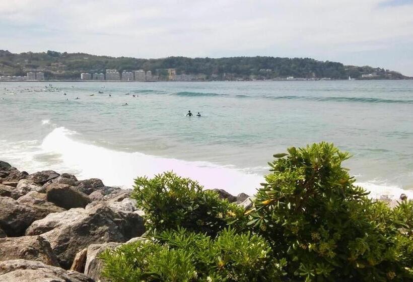 펜션 Hostal Ekaitza