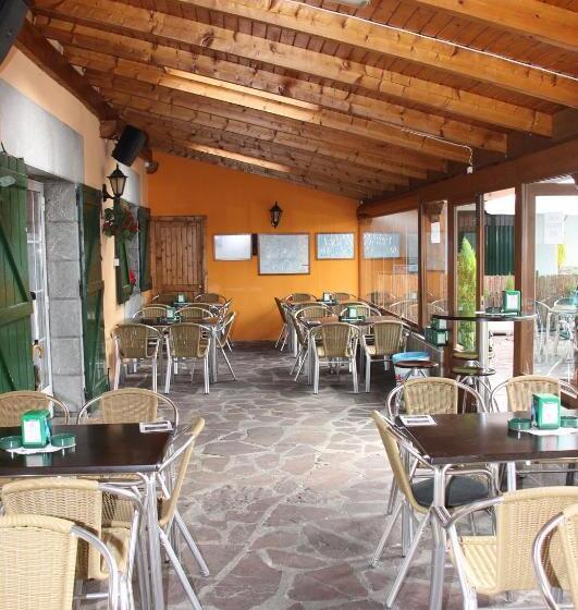 펜션 Hostal Ekaitza