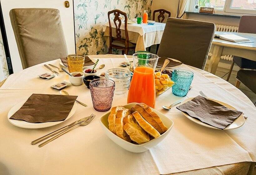 פנסיון La Rosa Gialla Bio Apartments & Rooms