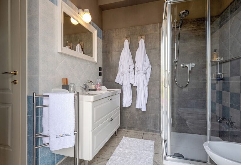 פנסיון La Rosa Gialla Bio Apartments & Rooms