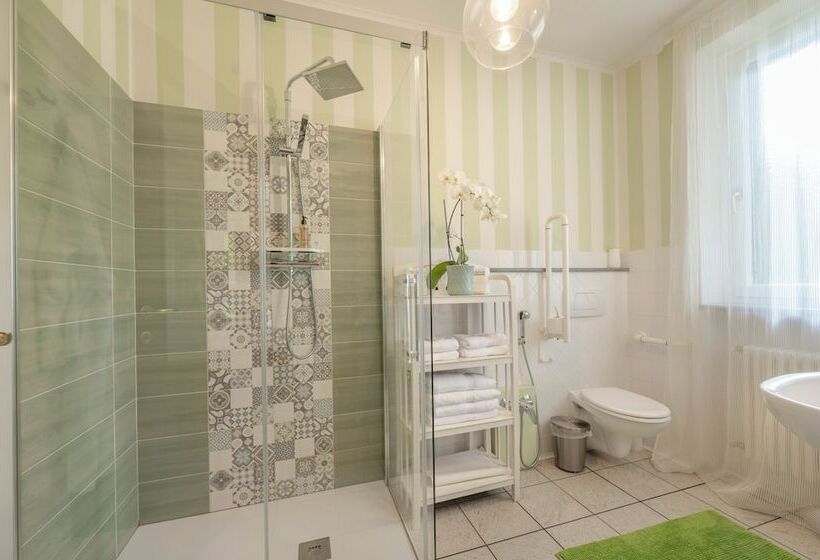 פנסיון La Rosa Gialla Bio Apartments & Rooms