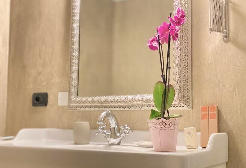 פנסיון La Rosa Gialla Bio Apartments & Rooms