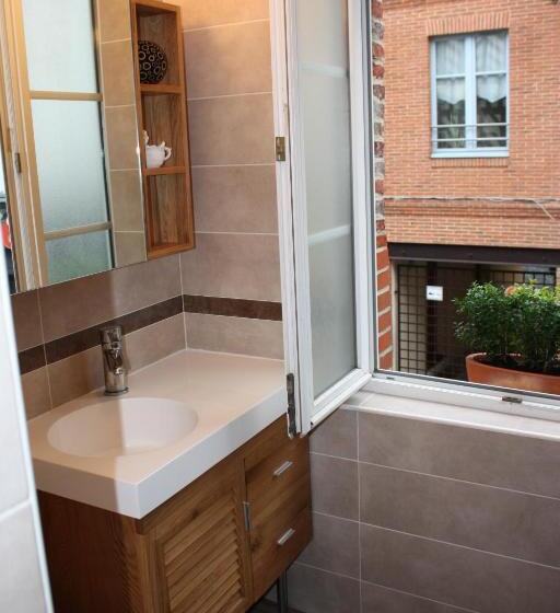 膳宿费 Les Songes D Héléna