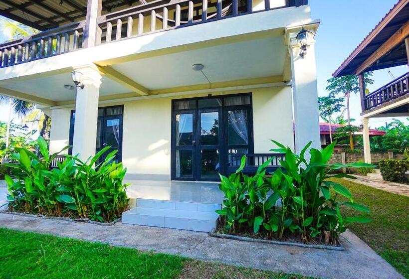 펜션 Mr Tho S Bungalows