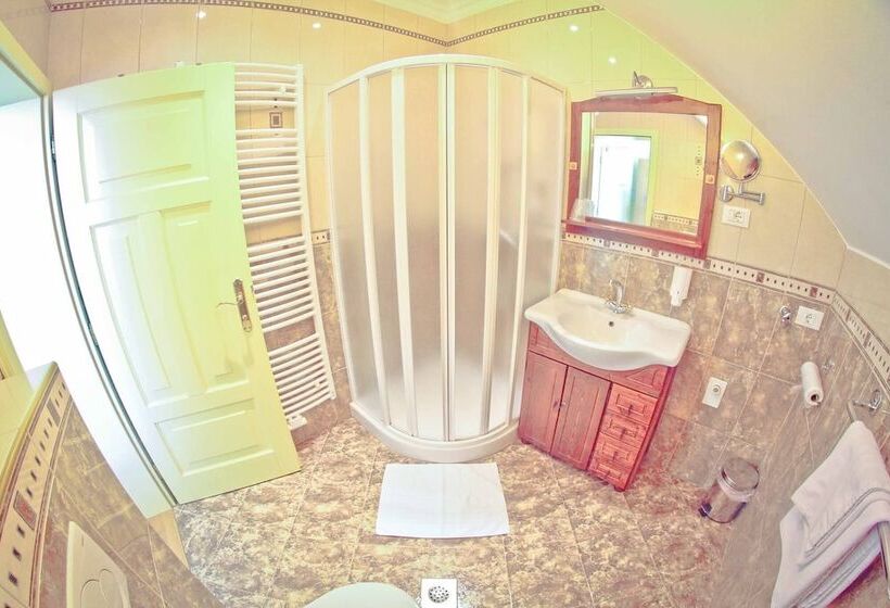 پانسیون Tourist Farm Tominc