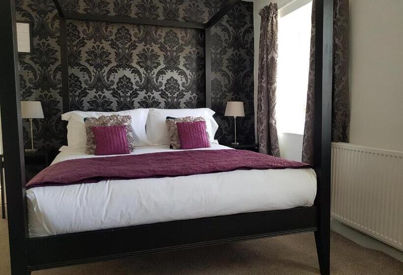 פנסיון Ty Helyg Guest House