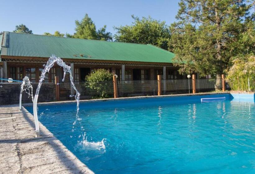 Общежитие Hostal Canela