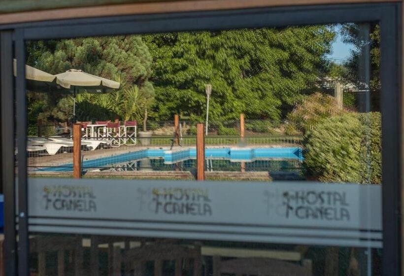 Общежитие Hostal Canela