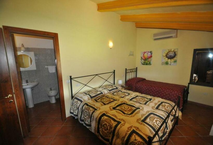 酒店 Agriturismo Il Cerrosughero