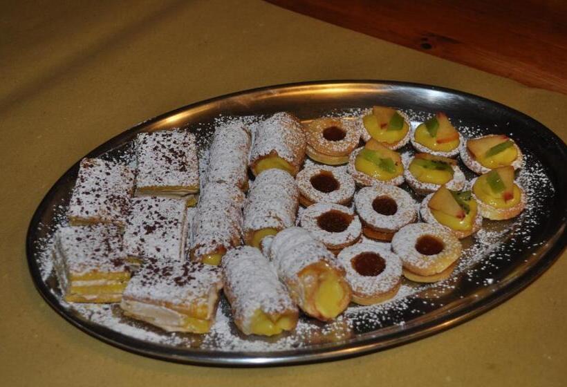 酒店 Agriturismo Il Cerrosughero