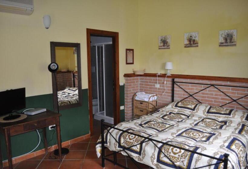 酒店 Agriturismo Il Cerrosughero