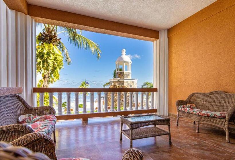 Lighthouse Beach Villas