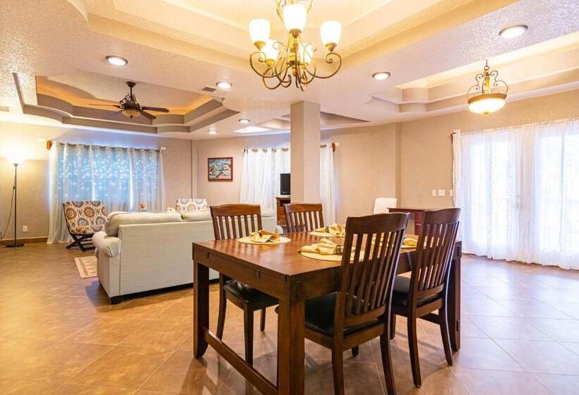 Lighthouse Beach Villas