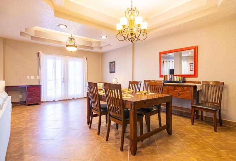 Lighthouse Beach Villas