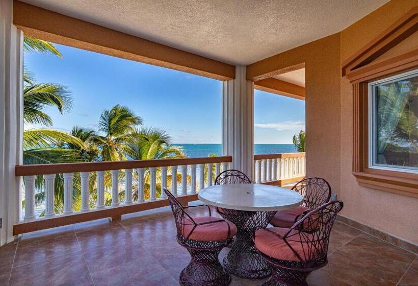 Lighthouse Beach Villas