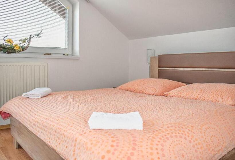 ペンション Apartment Albi